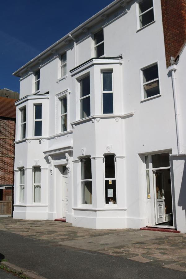 Lennard House Hotel Folkestone Bagian luar foto